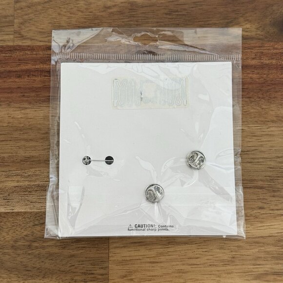 Set Of 3 Pride Pins LGBTQ LGBT Rainbow Progress Flag Enamel Pin Button - Picture 7 of 8